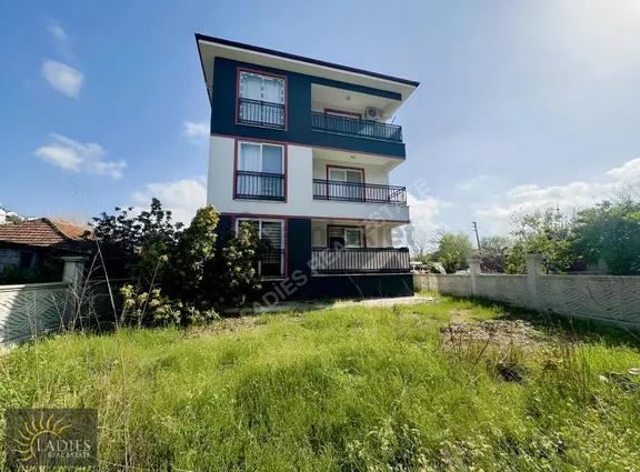 Muğla Dalaman Da Daire + Arsa Çift Tapu ! 82 M² Bahçeli 1+1 1