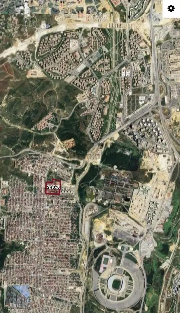 Satılık 180 Metre Sakura Evleri Bölgesinde Satılık Arsa 1