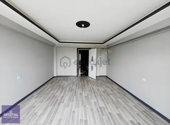 Üçevler'de Yola Cephe Satılık 2+1 Dubleks Daire 1