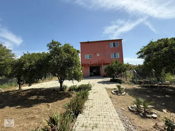 Aydın Nazilli Hamzallı Mahallesinde Satılık Müstakil Ev Ve Arsası 1