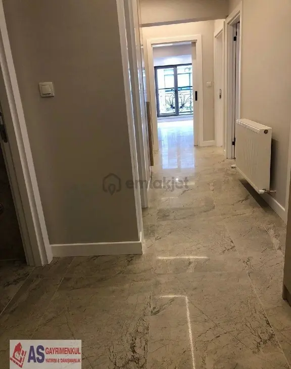 Gazi Üniversitesi Yakını Katta Yeni Bina'da 2+1 Bağımsız Mutfaklı Ön Cephe Daire 2