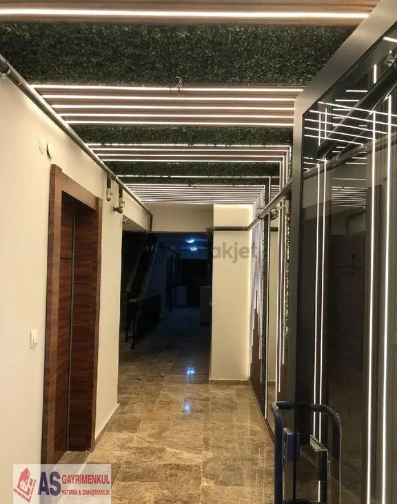 Bahçelievler Gazi Üniversitesi Yakını Yeni 3+1 Ebeveyn Banyo ,ara Kat Süper Lüks Daire 2