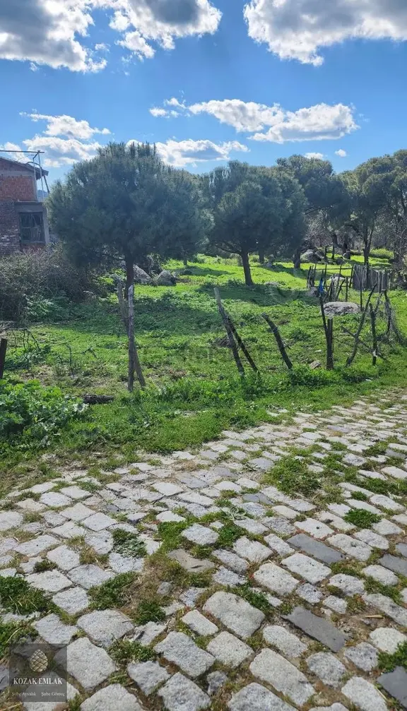 Bergama Kozak Hisar Köyünde Satılık İmarlı Arsa 2