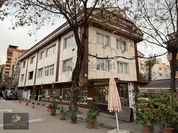 Pendik Kaynarca Bankalar Caddesi Kiralık İş Yeri - Metro Karşısı 1