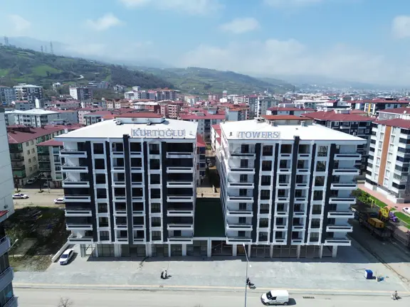Yağmur Emlaktan Kiralık Üç Cepheli Harika Konumlu 170 M2 Dükkan 2
