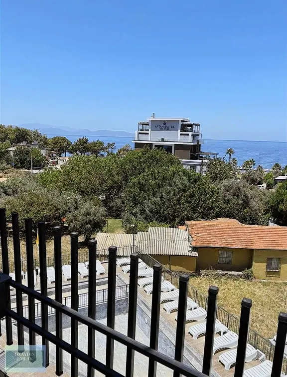 Muhteşem Deniz Manzaralı Havuzlu Rezidans Denize Yakın Daire 2