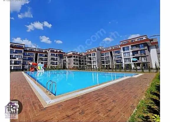 Site İçerisinde Full Eşyalı Arakat Daire 2