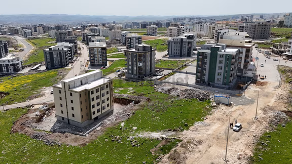 Yaşarsoy Gyo'dan K.köprü Batıkent'te 1150m Köşebaşı Parsel 2