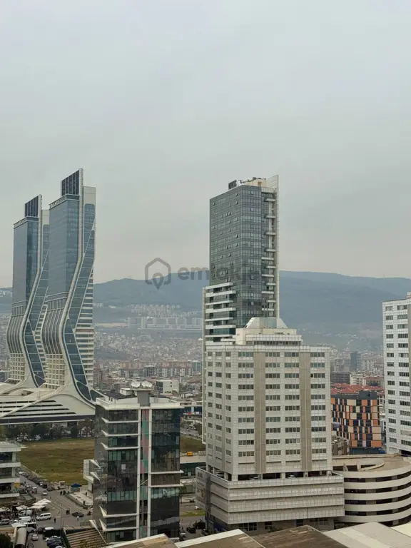 Novus Towers'da Kiralık 19.kat 140m² Balkonlu Deniz Cephe Ofis 2