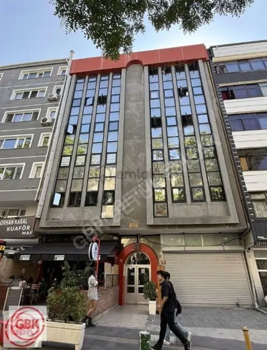Kızılay Bayındır Sokakta Geniş, Temiz, Hazır Ofis! 2