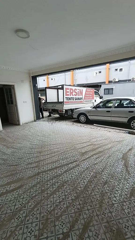 Kozan Gayrimenkulden Acil Satılık Oto Galericilerde Hazır Dükkan 2