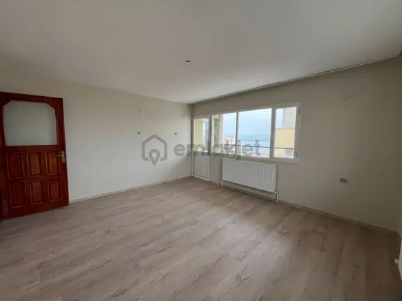 Naldöken İzban Yakını Deniz Manzaralı Ve Doğalgazlı 3+1 Kiralık Daire 2