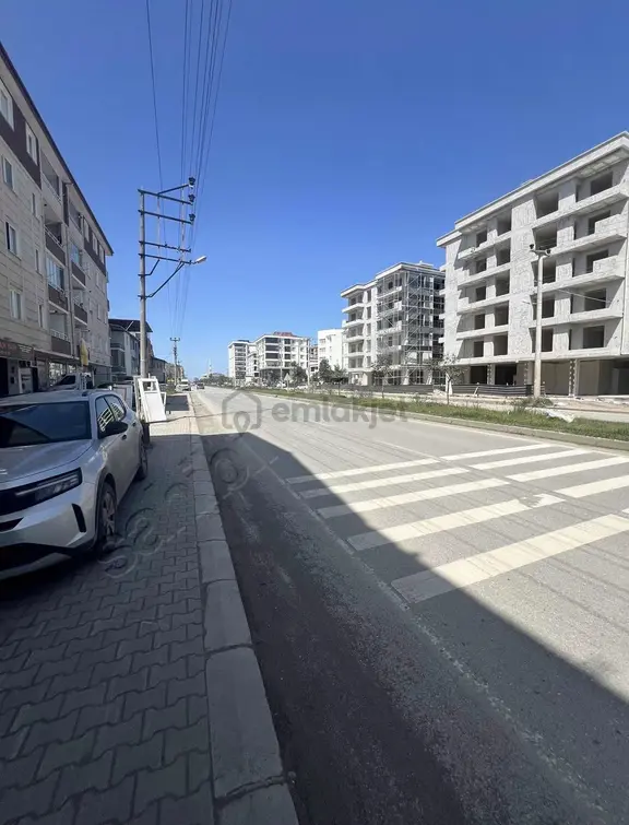 Acil Satılık İşyeri 82 M2 Anayol Üzerinde 2