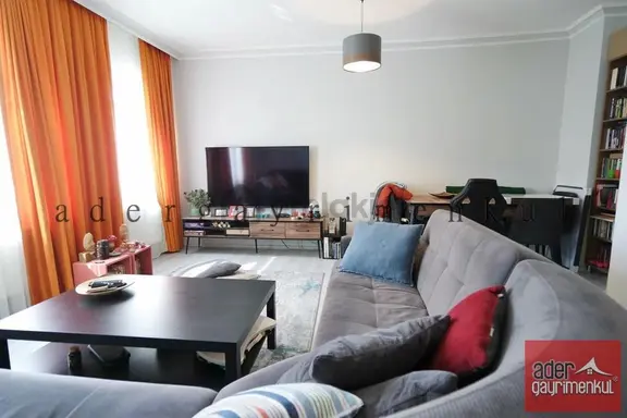 Büyükesat'ta Satılık Full Yapılı Ara Katta Kombili 3+1 Ader'den 2