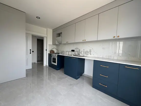 Ayanoğlu 'nda Site İçi Çift Balkonlu Arakat 3+1 2