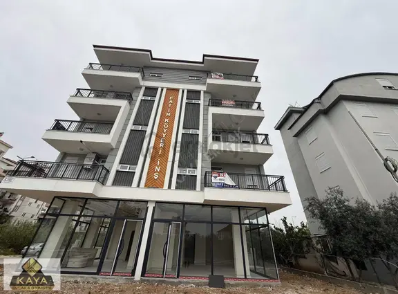 Kayadan Hakan Usta Baklavaları Karşısında 4/3 Katında Asansörlü 1