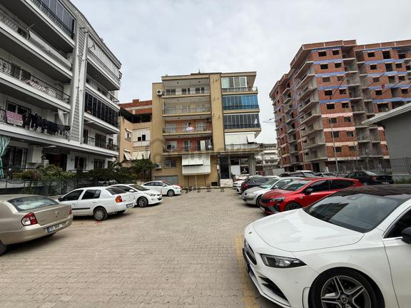 Karşıyaka Emniyet Müdürlüğü Yakını 3+1 Satılık Daire 2