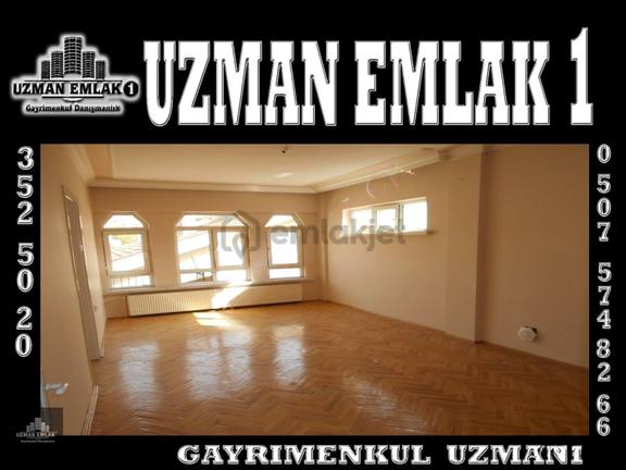 Uzman Emlak'tan Yunus Emre Cad Yakını Katta 3+1 Daire 1