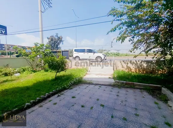 70 M2 Bir Dahası Olmayan Dükkan 2