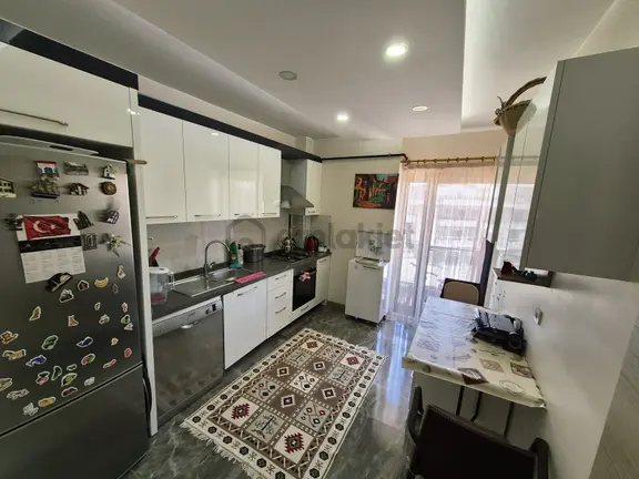 Kartepe'de Site İçinde Krediye, Eminevim'e Uygun Satılık Daire 2