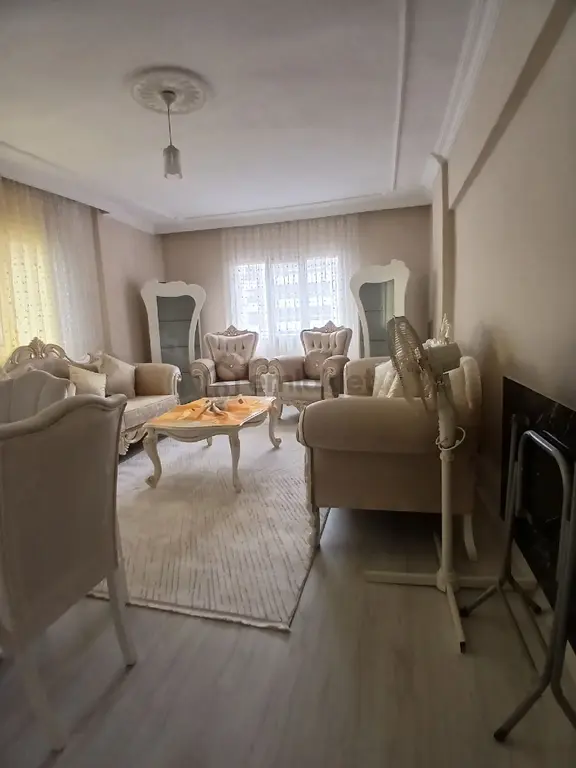 İzmir Torbalı Muratbey Mahallesinde 3+1 Arakat Daire Satılık 1