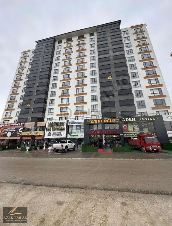Uydukent Çevre Yolunda Sıfır 4+1 Lüks Daıre 1