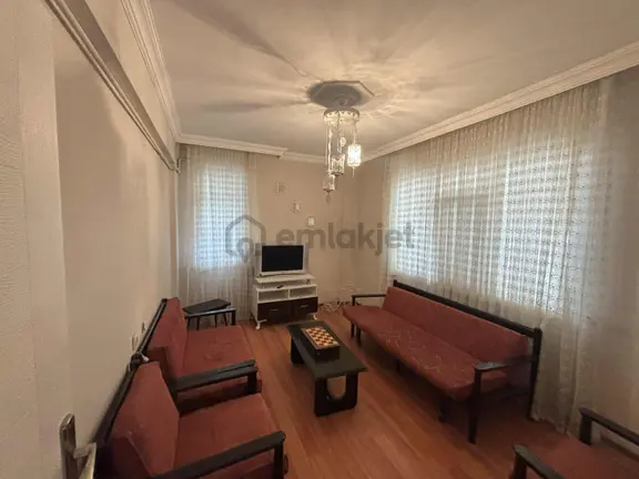 Promade Emlak'tan İlkadım Kılıçdede Mah. Satılık Eşyalı 2+1 2