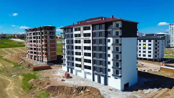 Net Yatırımdan Site İçerisinde 3,5+1 Süper Lüx Daire 1