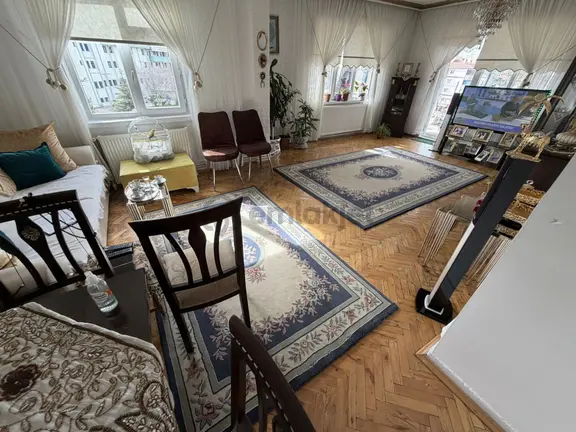 Sincan Osmanlı Mah. Hastane Cepheli Site İçerisinde Katta Satılık Daire 2