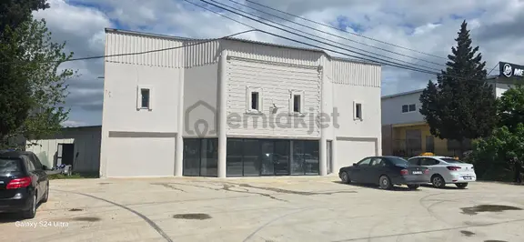 Menderes Ana Cadde Üzeri 1600 M2 Kapalı Kiralık Depo 1