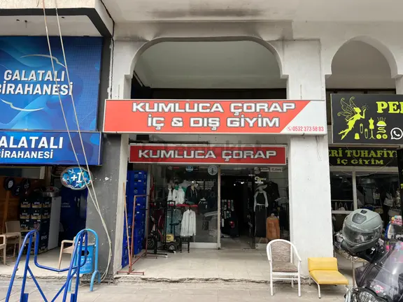 Antalya Kumluca Merkez'de Cadde Üzeri 108 M² Alanlı Dükkan 1