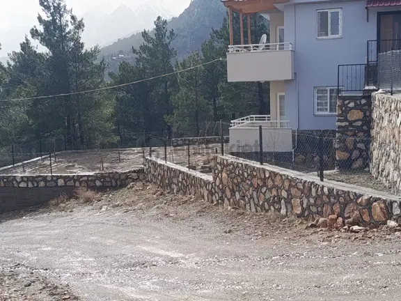 Kar Emlaktan Yenikonacık Efes Sitesi Üzerinde 3+1 Satılık Müstakil Ev 2