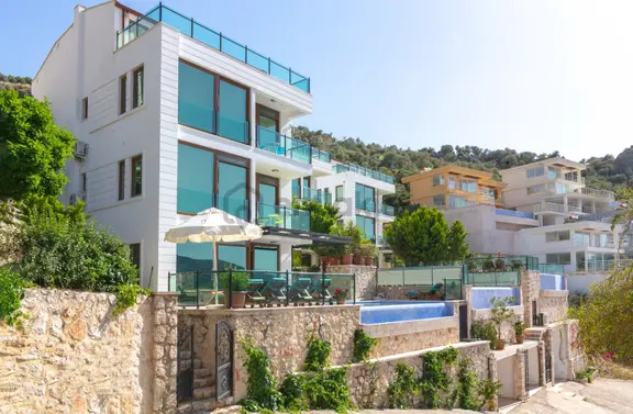 Kalkan Kışla Mevkiinde 5+1, Lüks Villa 1