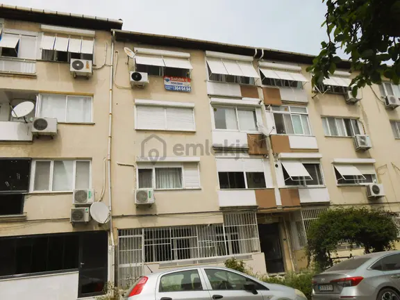 Bahçelievler Katlı Pazar Karşısı 3+1 Satılık Daire 1