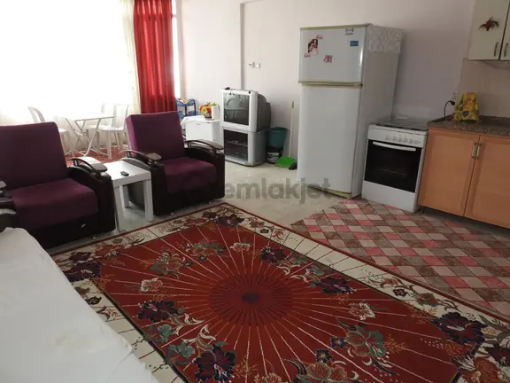 Kızkalesin De Sahile Çok Yakın Eşyalı 1+1 Satılık Daire 1