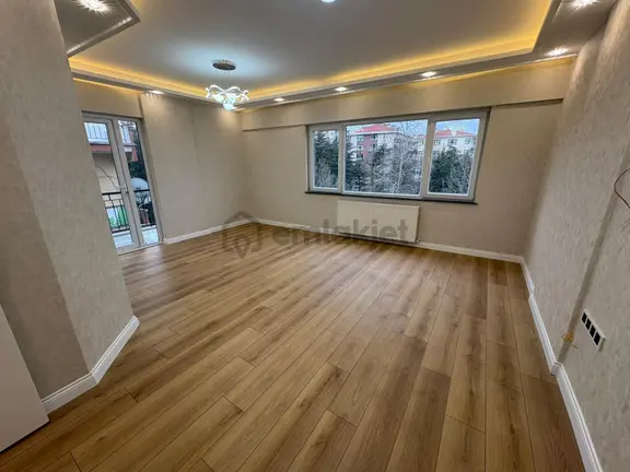 **vadi Manzaralı Ultra Lüks Ara Kat 3+1+2 Banyolu Güney Cephe 2