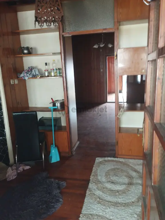 Ege Mah. De Kiralık Çatı Katı2+1 Daire 1
