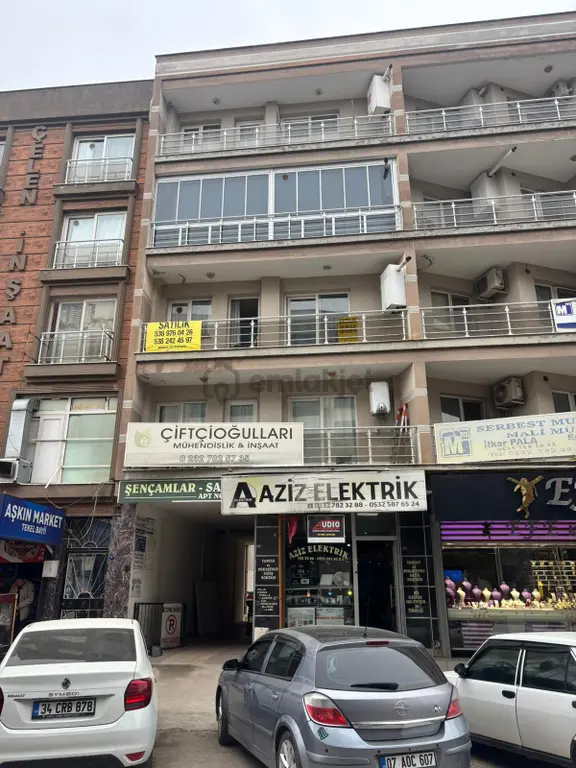 Menderes Merkezde Satılık 2+1 Daire 1