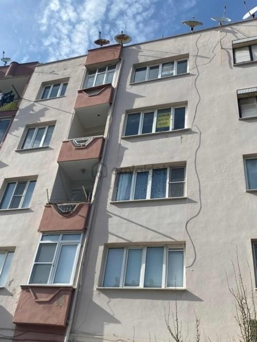 Dostlardan Adliye Yani Kiralık Dire 1