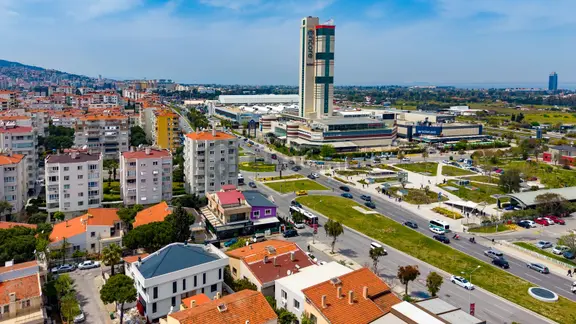 Balçova İş Bankası Evlerinde Satılık İş Yeri Ofis 2