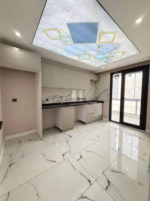Bahçeşehire Komşu Yatırıma Uygun 3+1 Satılık Daire 1