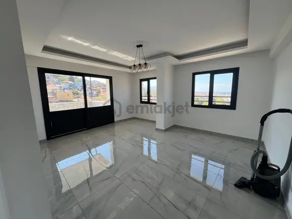 Acil Konak Agora Antik Kent Yakını 2+1 100m2 Asansörlü Deniz Manzaralı Lüx Daire 2