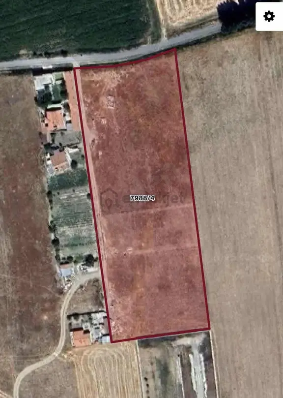 Kocasinan Akçatepe Mahallesinde Asfaltın Yanında 1