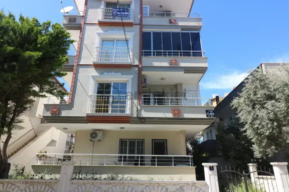 Didim Atatürk Bulvarına 100m Mesafede 2+1 Daire 1