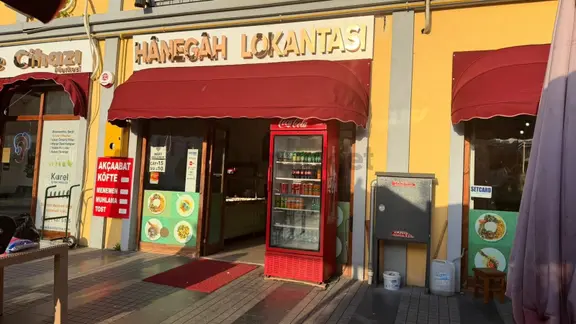 Bulut Emlaktan Saathane Meydanında Devren Kiralık Restoran 1