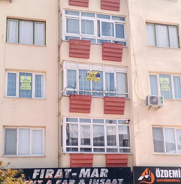 Altın Lokasyon! İzmir-aydın Asfaltı Dibi. Geniş 3+1 Satılık 2