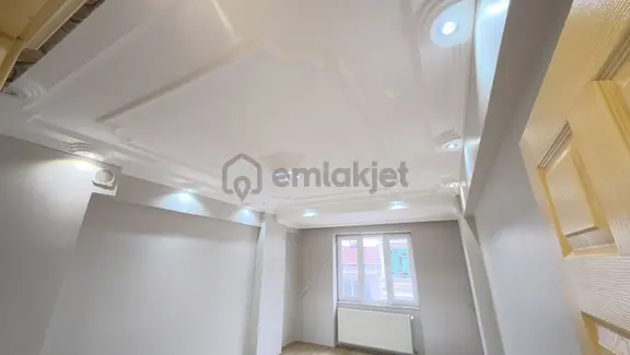 Şemsipaşa, Cengiz Topel'de, Tramvay Dibinde, 4+2, 160m2 Dubleks 2