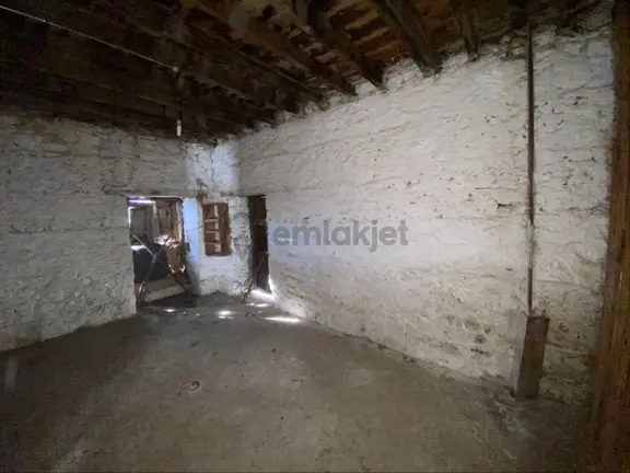 Tarihi Taş Ev, İncirköy 1