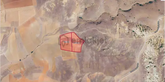Afyon Merkez Kozlucada Yan Yana 2 Parsel 28.072 M² Fırsat Tarla 2