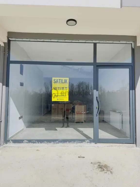 Merkez Kemerköprü Satılık Ön Cephe Dükkan 2